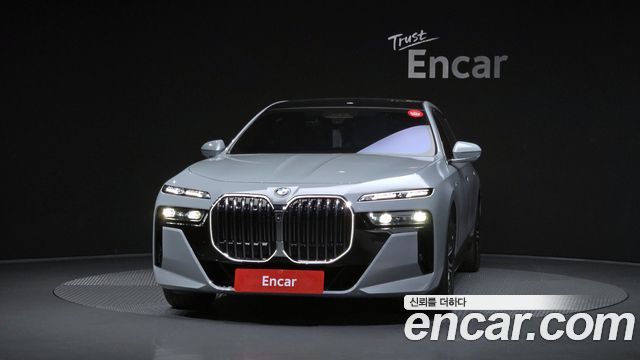 BMW 7 Series (G70) 740i xDrive M Sport 2024 — фото 3