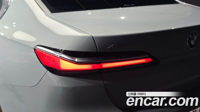 BMW 7 Series (G70) 740i xDrive M Sport 2024 — фото 23