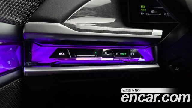 BMW 7 Series (G70) 740i xDrive M Sport 2024 — фото 27