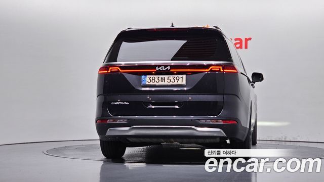 Kia Carnival (IV) Gasoline 9-Seater Noblesse 2022 — фото 4