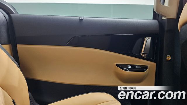 Kia Carnival (IV) Gasoline 9-Seater Noblesse 2022 — фото 25
