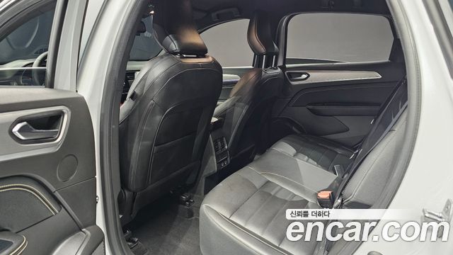 Renault Korea Arkana 1.6 E-TECH Iconic 2025 — фото 12
