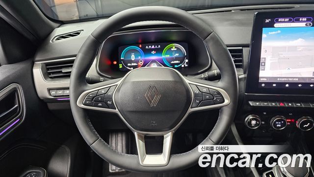 Renault Korea Arkana 1.6 E-TECH Iconic 2025 — фото 13