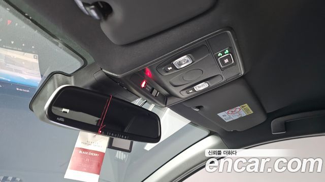Renault Korea Arkana 1.6 E-TECH Iconic 2025 — фото 18