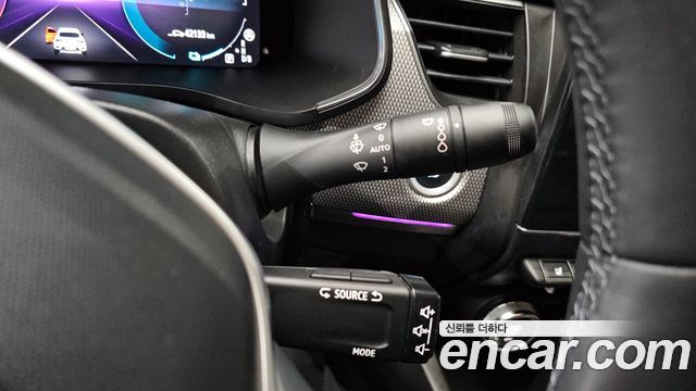 Renault Korea Arkana 1.6 E-TECH Iconic 2025 — фото 20