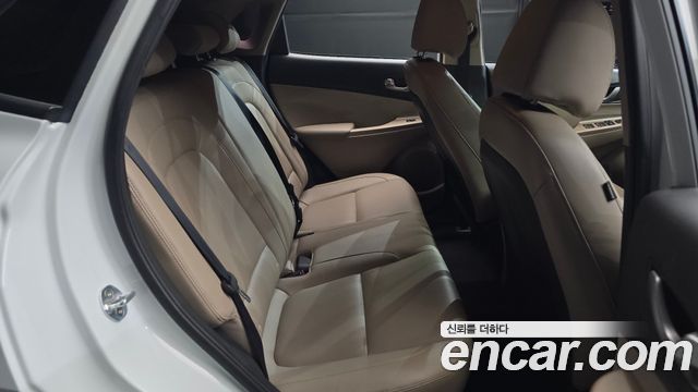 Hyundai Kona 1.6 Turbo 2WD Modern Art 2018 — фото 11