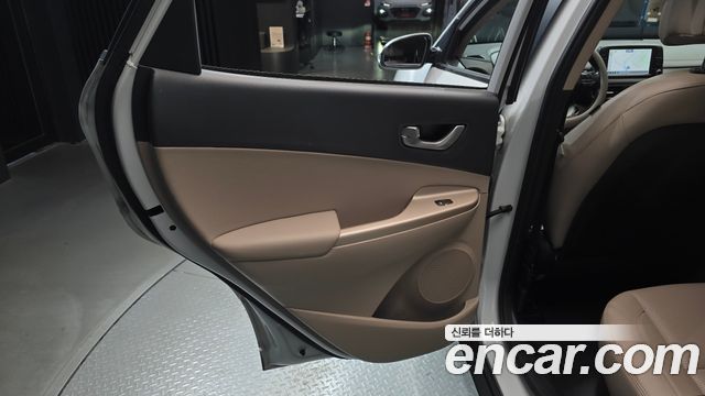 Hyundai Kona 1.6 Turbo 2WD Modern Art 2018 — фото 25