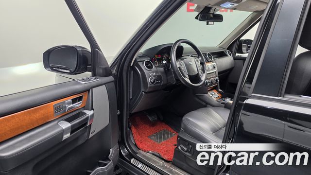 Land Rover Discovery 4 3.0 SDV6 SE 2015 — фото 10