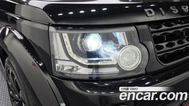 Land Rover Discovery 4 3.0 SDV6 SE 2015 — фото 22