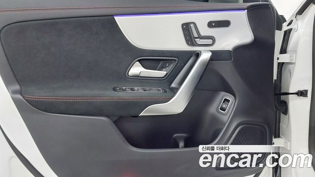 Mercedes-Benz CLA-Class (C118) CLA250 4MATIC 2025 — фото 19