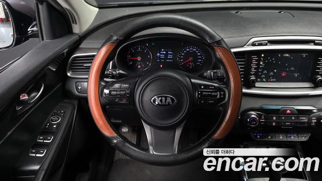 Kia Sorento Diesel 2.0 2WD Prestige 2015 — фото 13