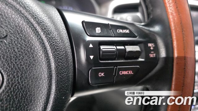 Kia Sorento Diesel 2.0 2WD Prestige 2015 — фото 17