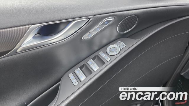 Genesis G80 (RG3) Gasoline 2.5 Turbo AWD 2022 — фото 28