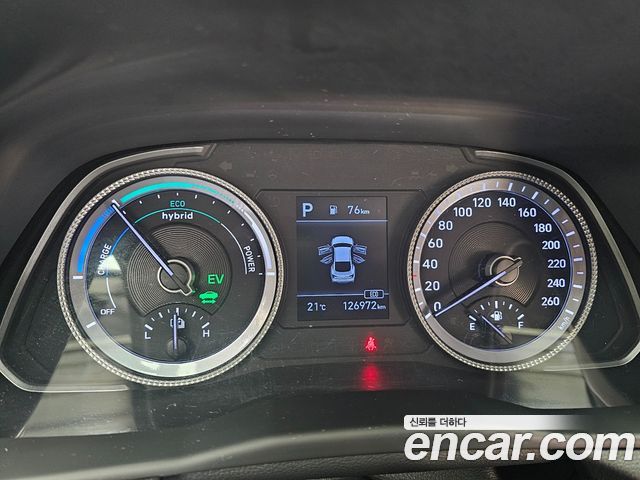 Hyundai Sonata (DN8) 1.6 Turbo Premium Family 2020 — фото 15