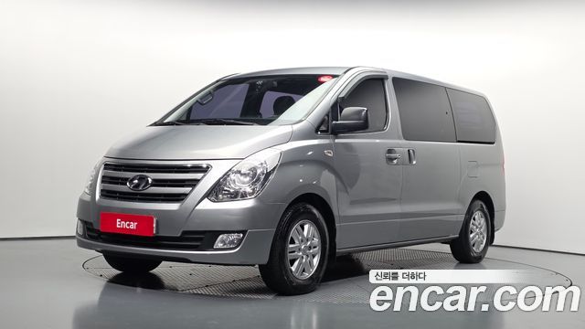 Hyundai Grand Starex 5-Seater VAN Modern