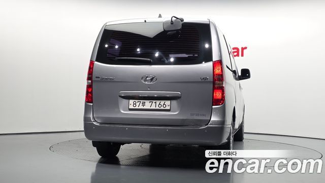 Hyundai Grand Starex 5-Seater VAN Modern 2017 — фото 4