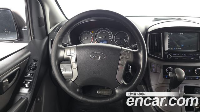 Hyundai Grand Starex 5-Seater VAN Modern 2017 — фото 13