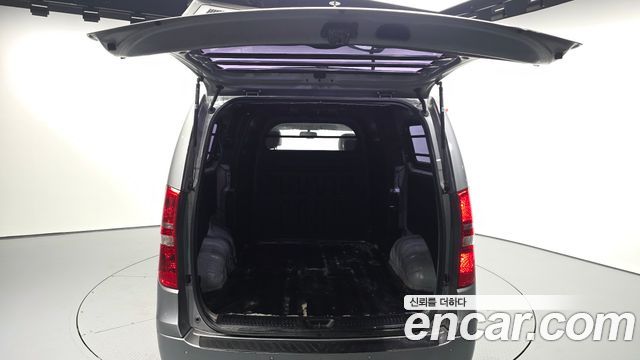 Hyundai Grand Starex 5-Seater VAN Modern 2017 — фото 20