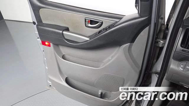 Hyundai Grand Starex 5-Seater VAN Modern 2017 — фото 25