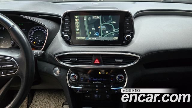 Hyundai Santa Fe (TM) Diesel 2,0 4WD Exclusive Special 2019 — фото 16