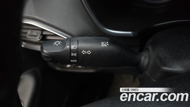 Hyundai Santa Fe (TM) Diesel 2,0 4WD Exclusive Special 2019 — фото 27