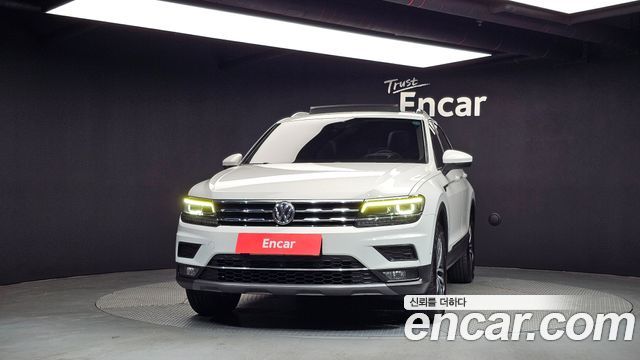 Volkswagen Tiguan Allspace 2.0 TDI Prestige 2020 — фото 3