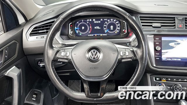 Volkswagen Tiguan Allspace 2.0 TDI Prestige 2020 — фото 13