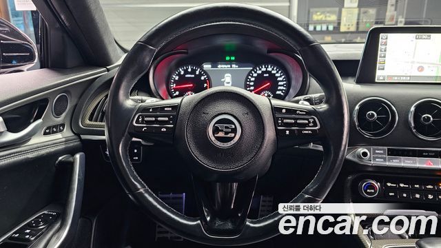 Kia Stinger 2.0 Turbo 2WD Platinum 2019 — фото 13