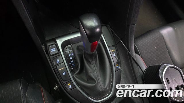 Hyundai Veloster (JS) 1.6 Turbo Sport Core 2018 — фото 9