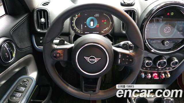 MINI Cooper S Countryman ALL4 2nd 2023 — фото 13