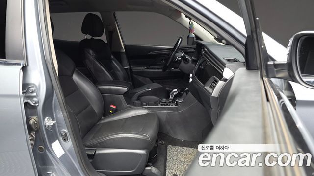 KG Mobility (SsangYong) Beautiful Korando Diesel 1.6 2WD C3 Plus 2021 — фото 11