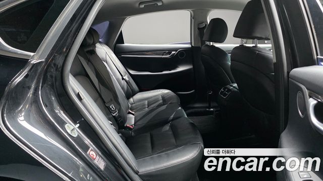 Hyundai Grandeur (IG) 2.4 Premium 2018 — фото 11