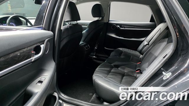 Hyundai Grandeur (IG) 2.4 Premium 2018 — фото 12