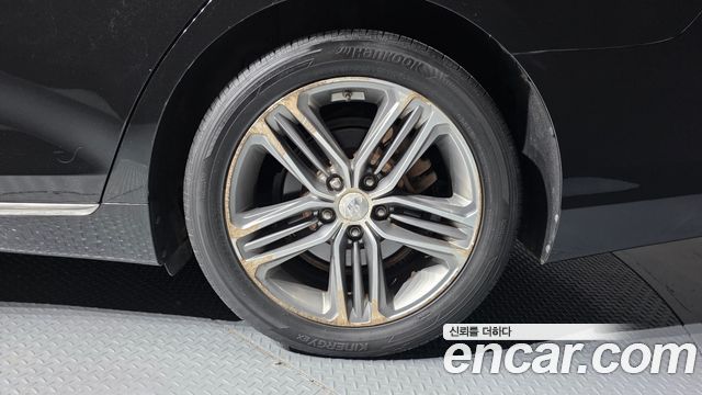 Hyundai Grandeur (IG) 2.4 Premium 2018 — фото 21