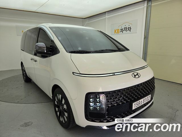 Hyundai Staria L3.5 Lounge 9-Seater Mobility 2025 — фото 1