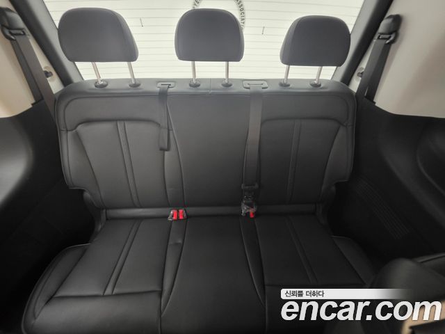 Hyundai Staria L3.5 Lounge 9-Seater Mobility 2025 — фото 15