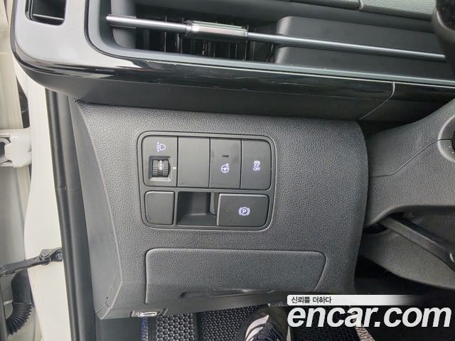 Hyundai Staria L3.5 Lounge 9-Seater Mobility 2025 — фото 17