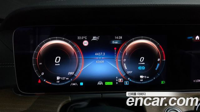Mercedes-Benz E-Class (W213) E300e 4MATIC Exclusive 2022 — фото 8