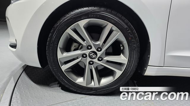 Hyundai Avante (AD) 1.6 GDI Value Plus 2018 — фото 5