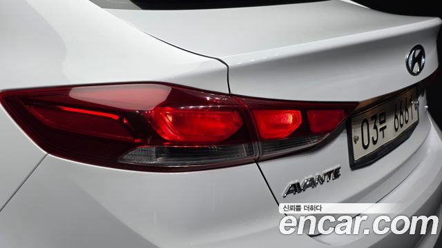 Hyundai Avante (AD) 1.6 GDI Value Plus 2018 — фото 23