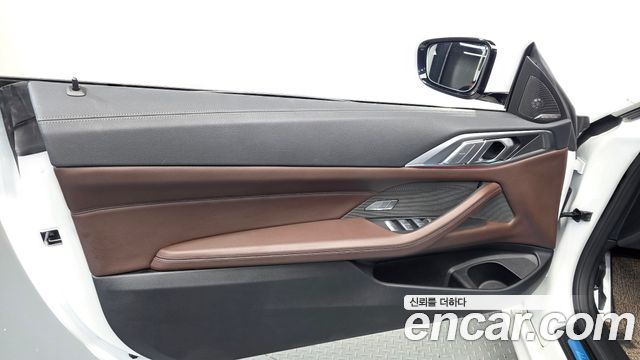 BMW 4 Series (G22) 420i M Sport Convertible 2024 — фото 24