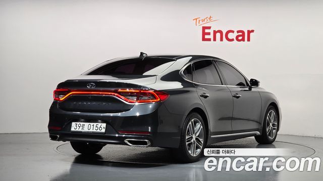 Hyundai Grandeur (IG) 2.4 Premium 2017 — фото 2