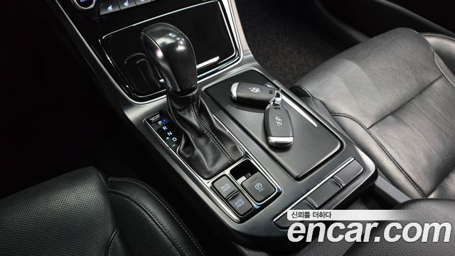 Hyundai Grandeur (IG) 2.4 Premium 2017 — фото 9