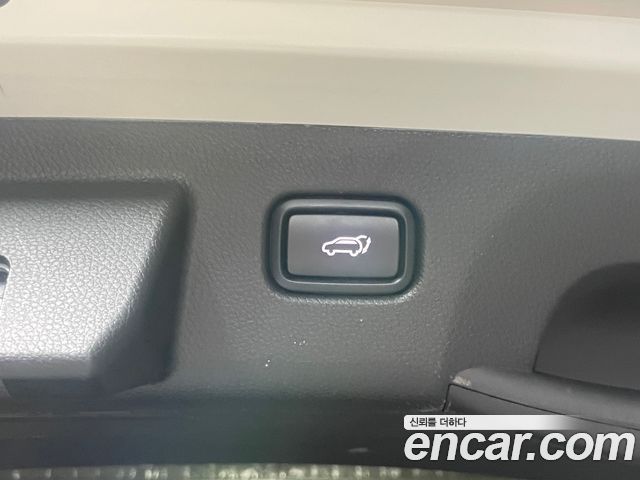 Kia Seltos Gasoline 1.6 Turbo 2WD Gravity 2023 — фото 19