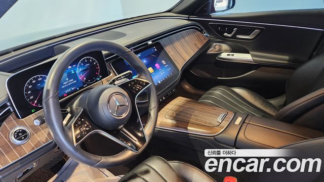 Mercedes-Benz E-Class (W214) E300 4MATIC Exclusive 2025 — фото 9