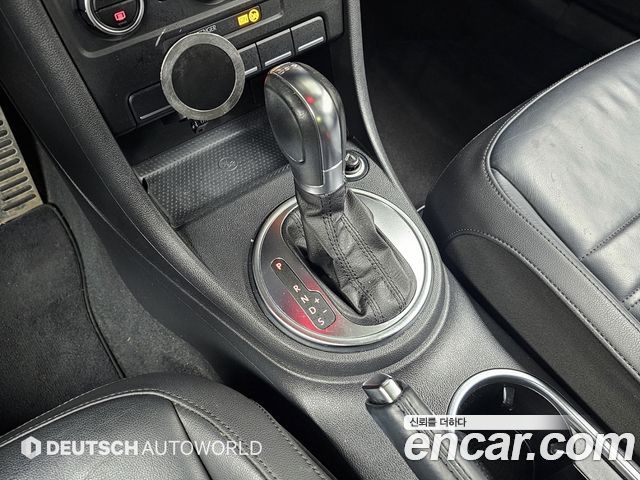 Volkswagen Beetle 2.0 TDI Premium 3rd 2014 — фото 9