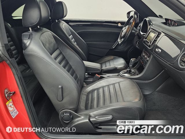 Volkswagen Beetle 2.0 TDI Premium 3rd 2014 — фото 10