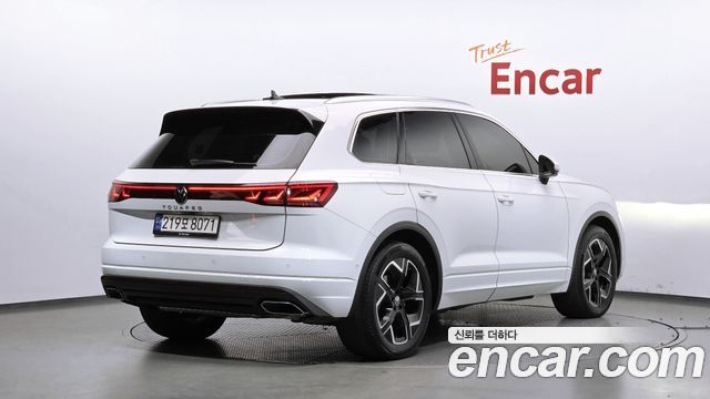 Volkswagen Touareg (III) 3.0 TDI Prestige 2024 — фото 2