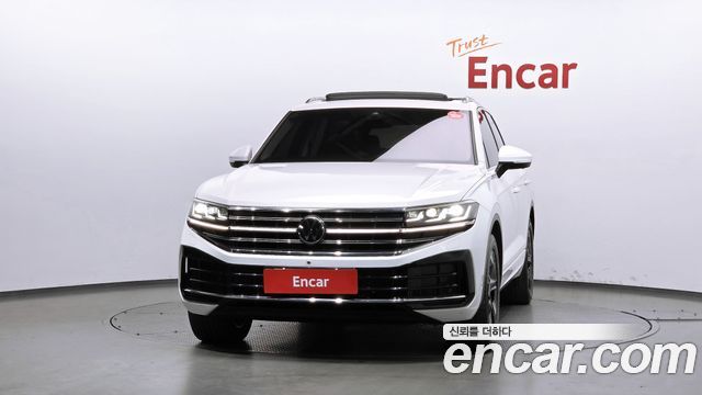 Volkswagen Touareg (III) 3.0 TDI Prestige 2024 — фото 3