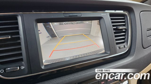Kia Carnival 9-Seater Hi-Limousine Prestige 2019 — фото 14
